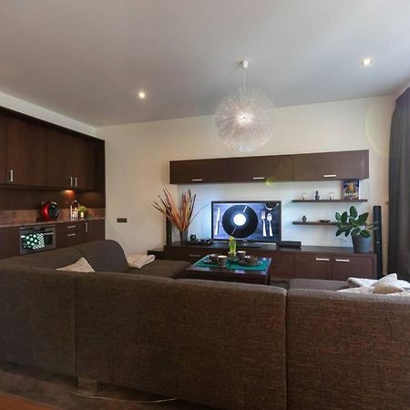 Cozy River-Side Apartment Right In ريغا المظهر الخارجي الصورة